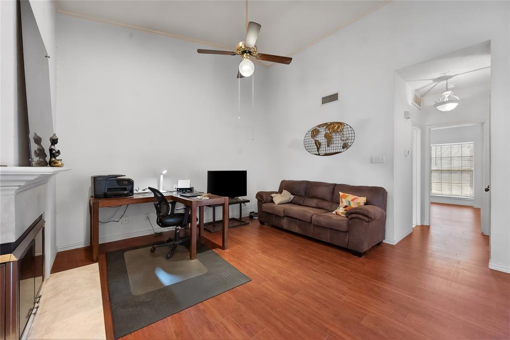 401 Pebble Way 237