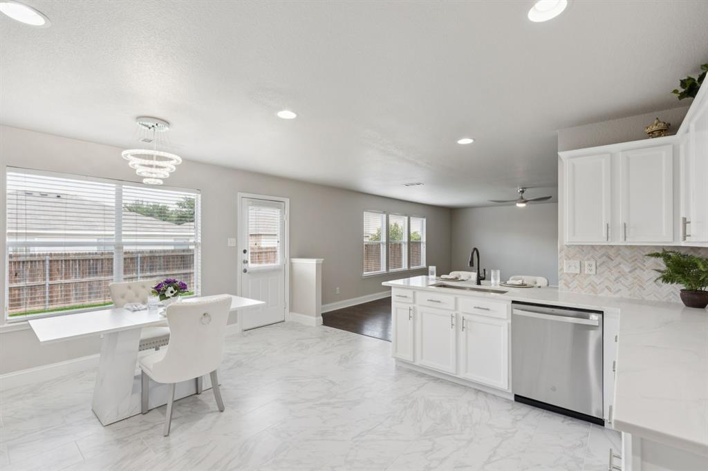 Fossil Hill Estates - Residential Lease