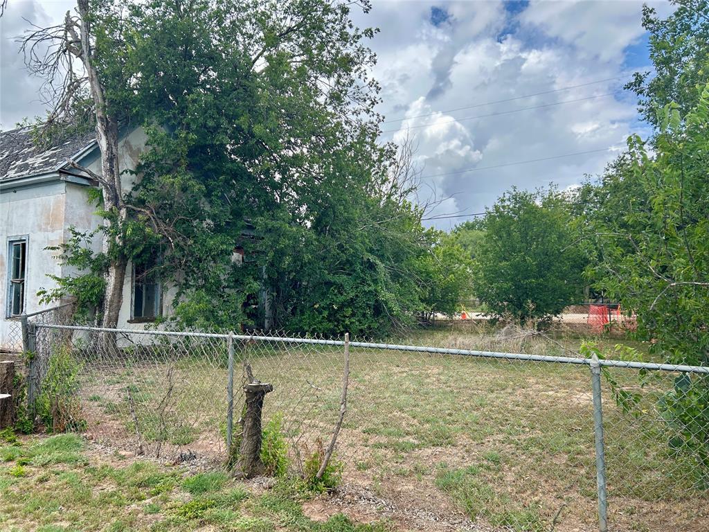 916 W Mesquite Street