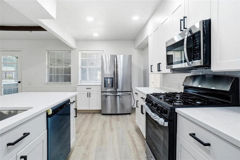 3825 Old Faithful Court Irving TX 75062