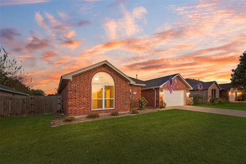526 Morningside Court Midlothian TX 76065