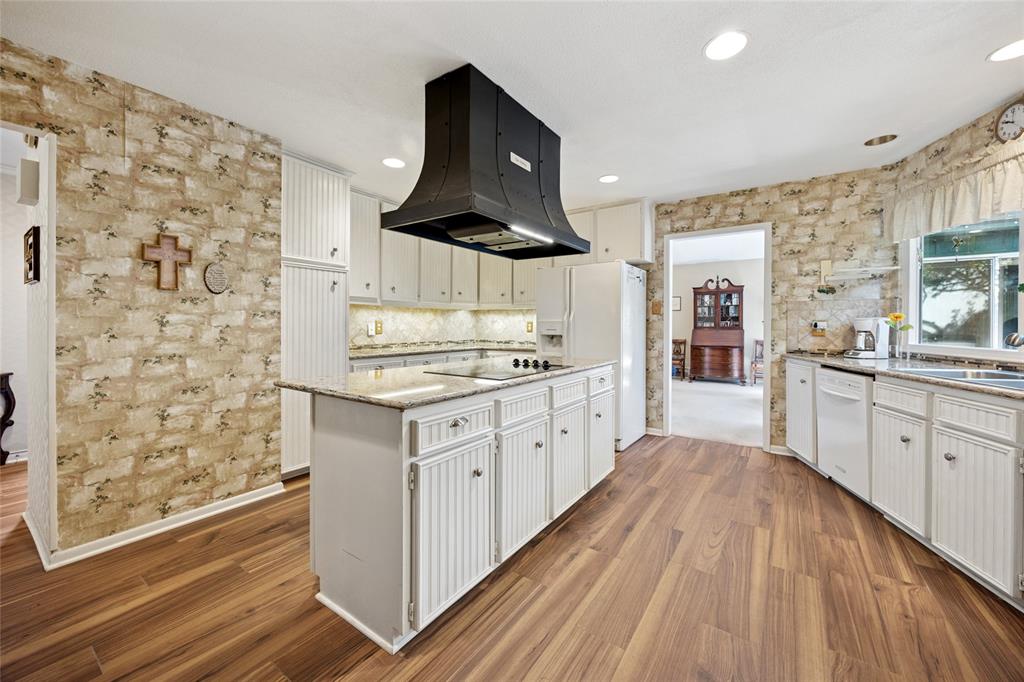 Lake Country Estates Add - Residential