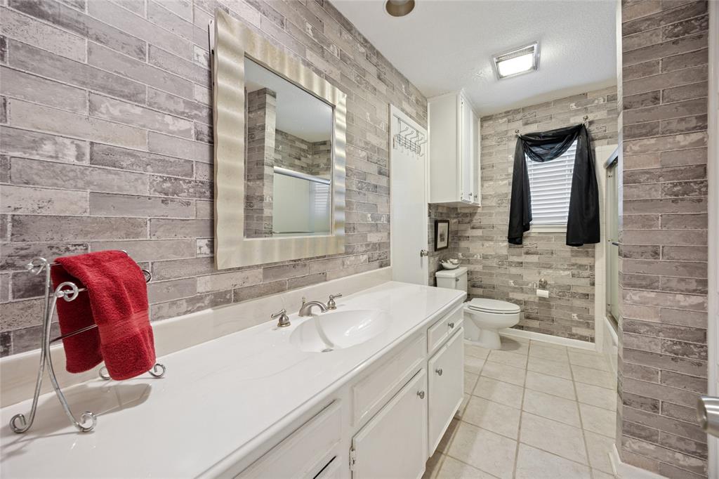 Lake Country Estates Add - Residential