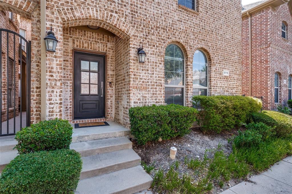 5778 Grosseto Drive
