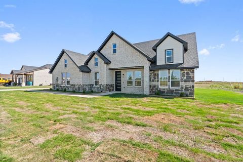 A home in Kaufman