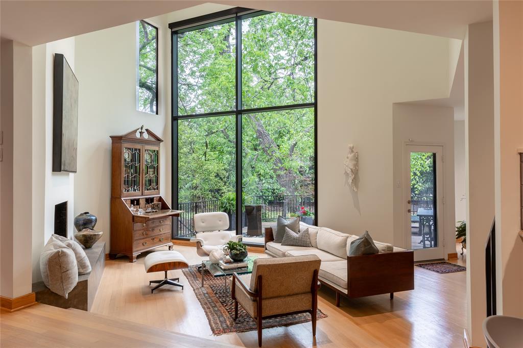 7 Turtle Creek Bend
