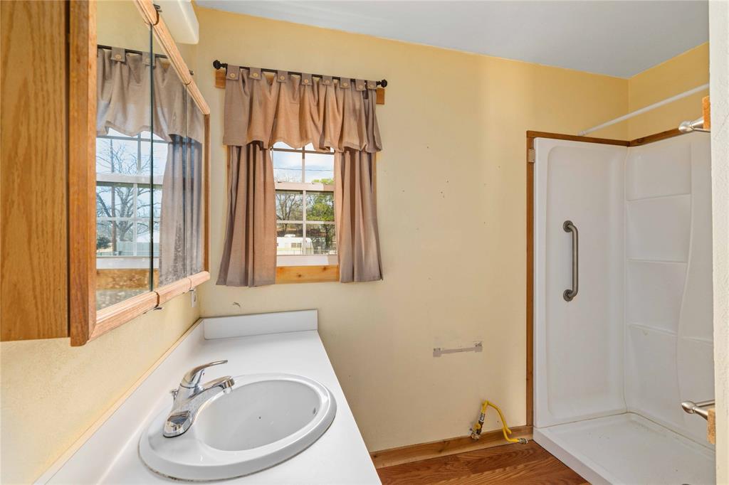 BANGS HEIGHTS - Residential
