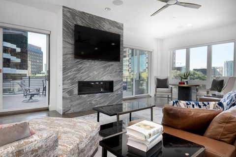 Tiny photo for 2934 N Hall Street #401, Dallas, TX 75204 (MLS # 21100858)