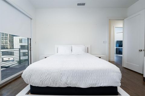 Tiny photo for 2934 N Hall Street #401, Dallas, TX 75204 (MLS # 21100858)