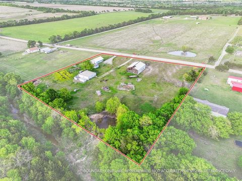 Photo of 2092 County Road 5010, Blue Ridge, TX 75424 (MLS # 21224365)