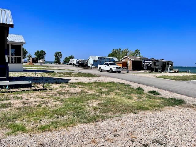 Peninsula Point - Land