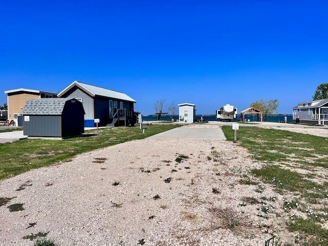 Peninsula Point - Land