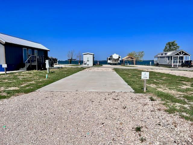 Peninsula Point - Land