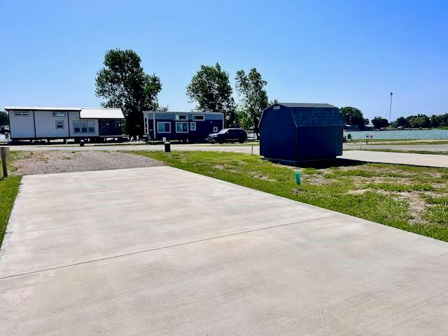 Peninsula Point - Land