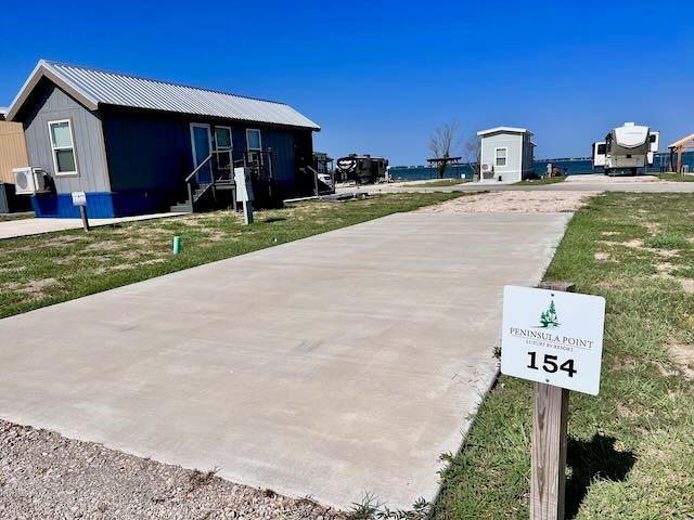 Peninsula Point - Land