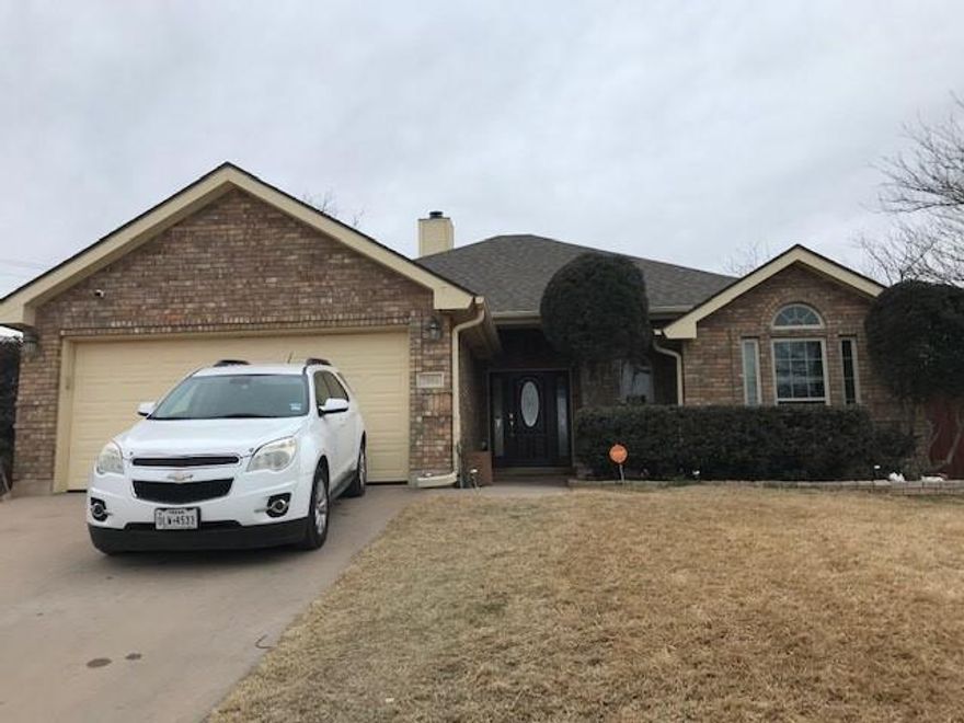 Awesome 3 bedroom, 2 bath, 2 car garage in Wylie School District! The play house stays in the back yard. The yard is cozy and inviting with a privacy fence. Wood burning fireplace, large living area, great storage, lots of counter room. Please be aware the tenant is responsible to mow 5 feet from the back fence. Owner must approval all pets.
Requires tenant enrollment to the Tenant Benefit Package through Gerard Real Estate. Ask us for details. $39.00 a month.