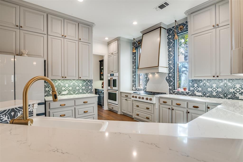 Woods Of Suncreek-Phase I - Residential