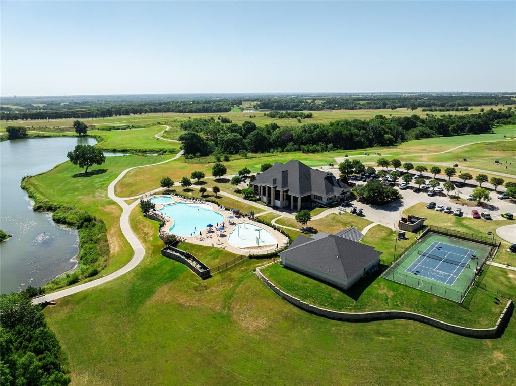 2413 Willowbend Drive