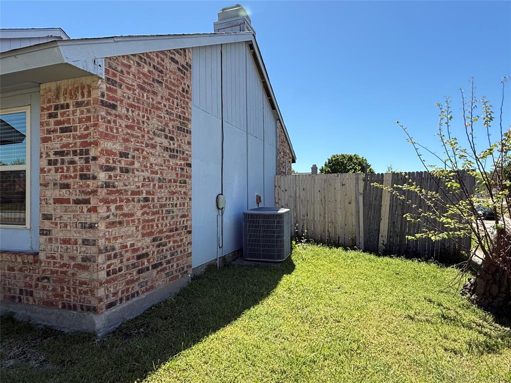 1300 Rivercrest Boulevard