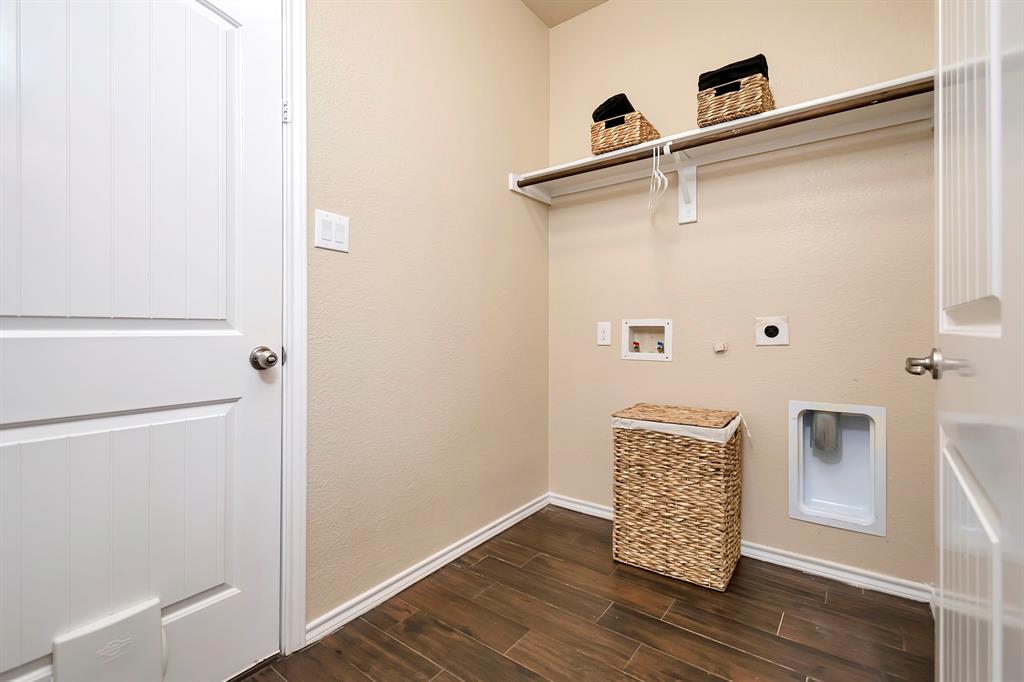10424 Misty Redwood Trail