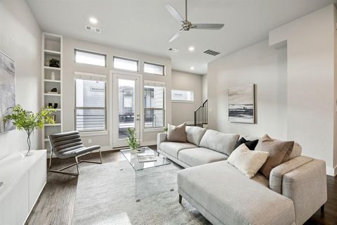 4226 Roseland Avenue 203 Dallas TX 75204