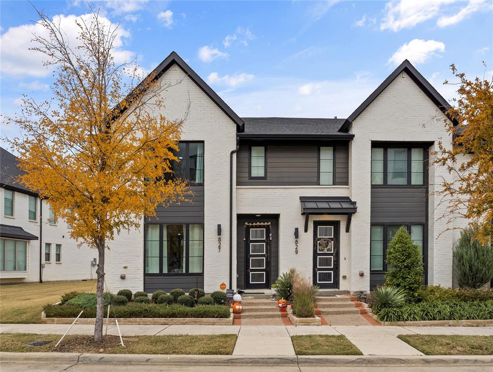 827 Crystal Oak Lane