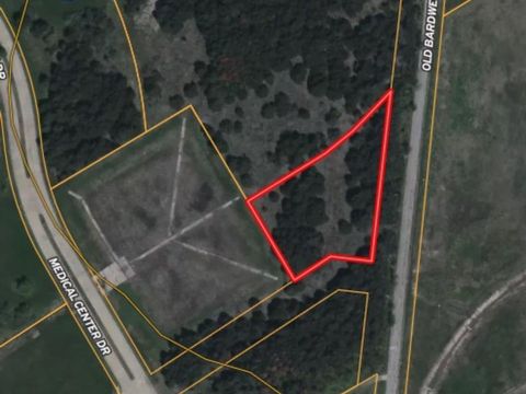 Photo of Lot 6 Physicians Boulevard, Ennis, TX 75119 (MLS # 21225340)