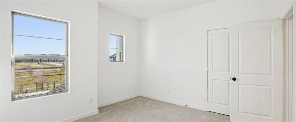 Sereno Oaks at Buckner Terrace - Residential