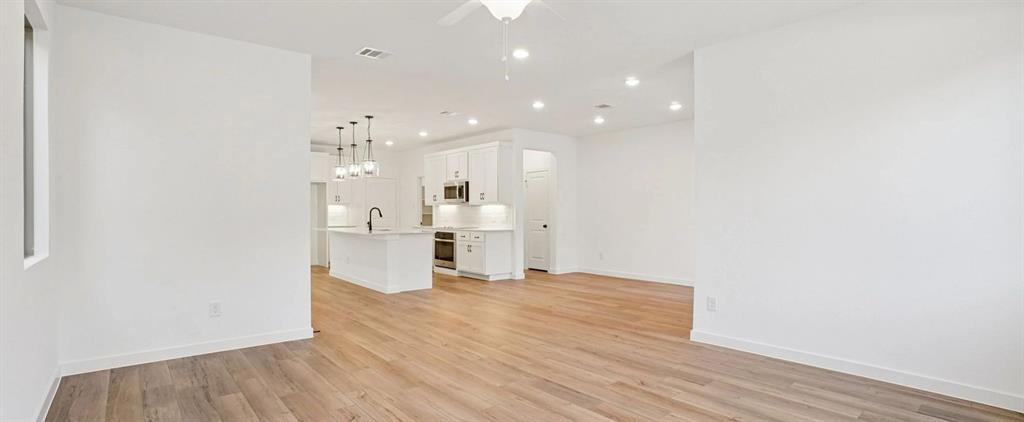 Sereno Oaks at Buckner Terrace - Residential