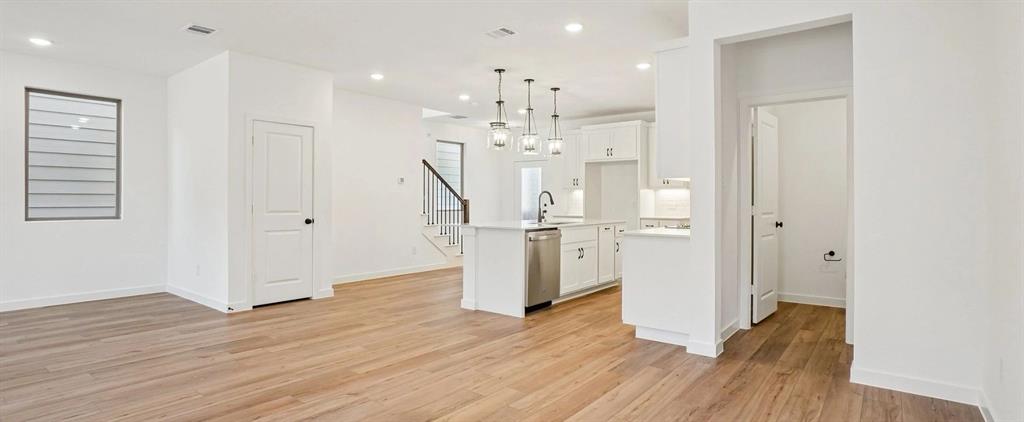 Sereno Oaks at Buckner Terrace - Residential