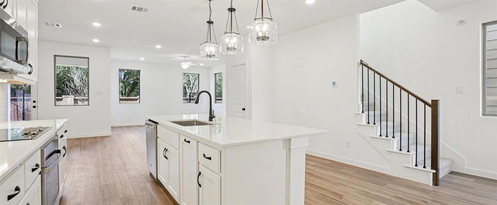 Sereno Oaks at Buckner Terrace - Residential