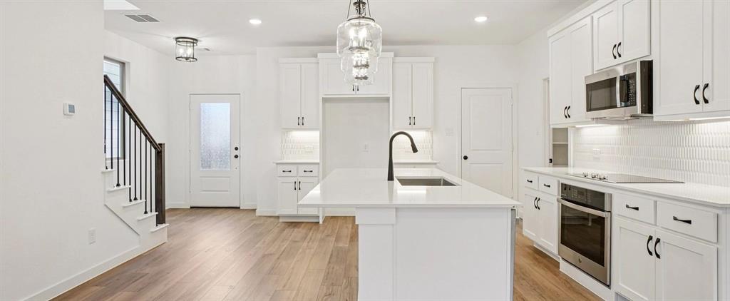 Sereno Oaks at Buckner Terrace - Residential