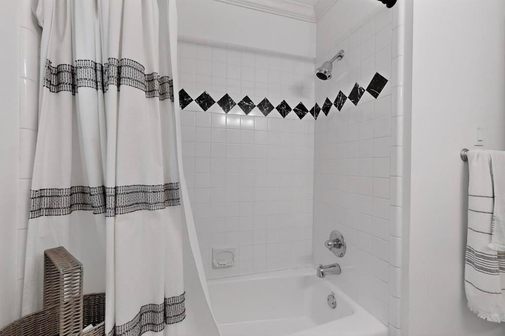 Caruth Hills 04 Instl - Residential