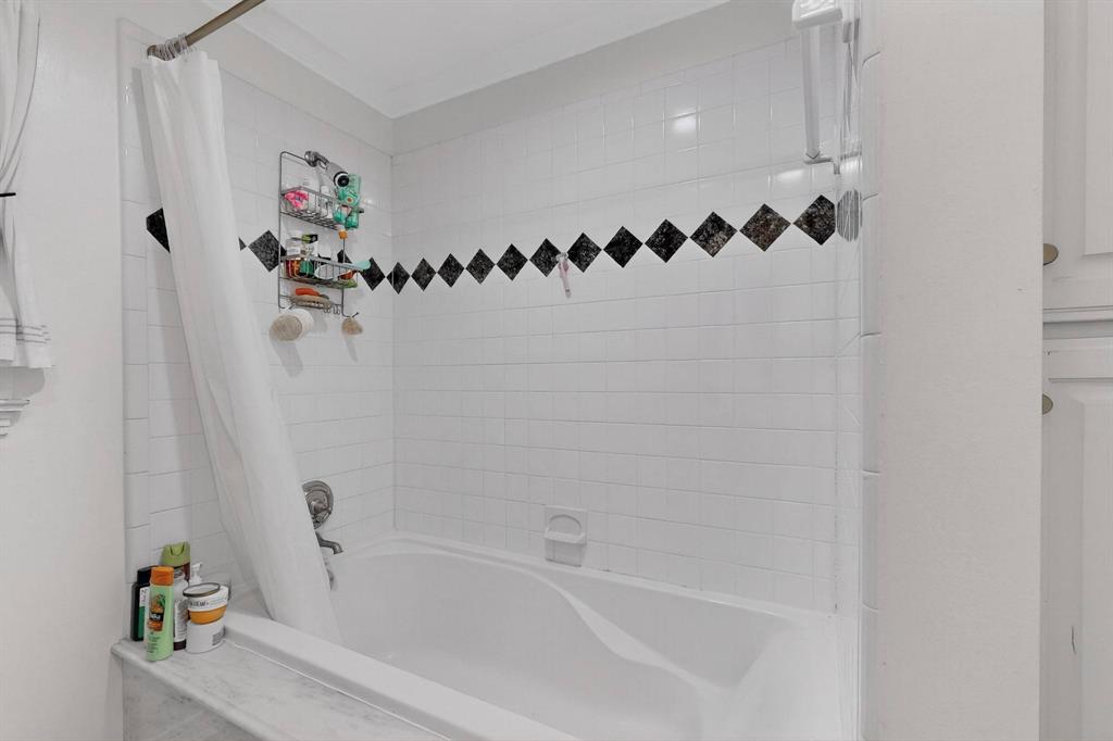 Caruth Hills 04 Instl - Residential