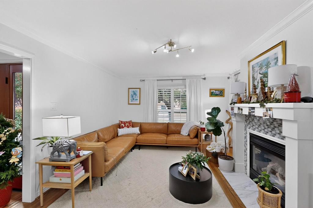 Caruth Hills 04 Instl - Residential