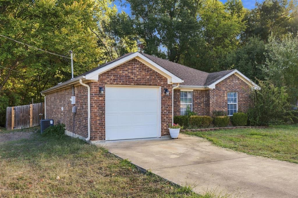 611 Therese Ct.
