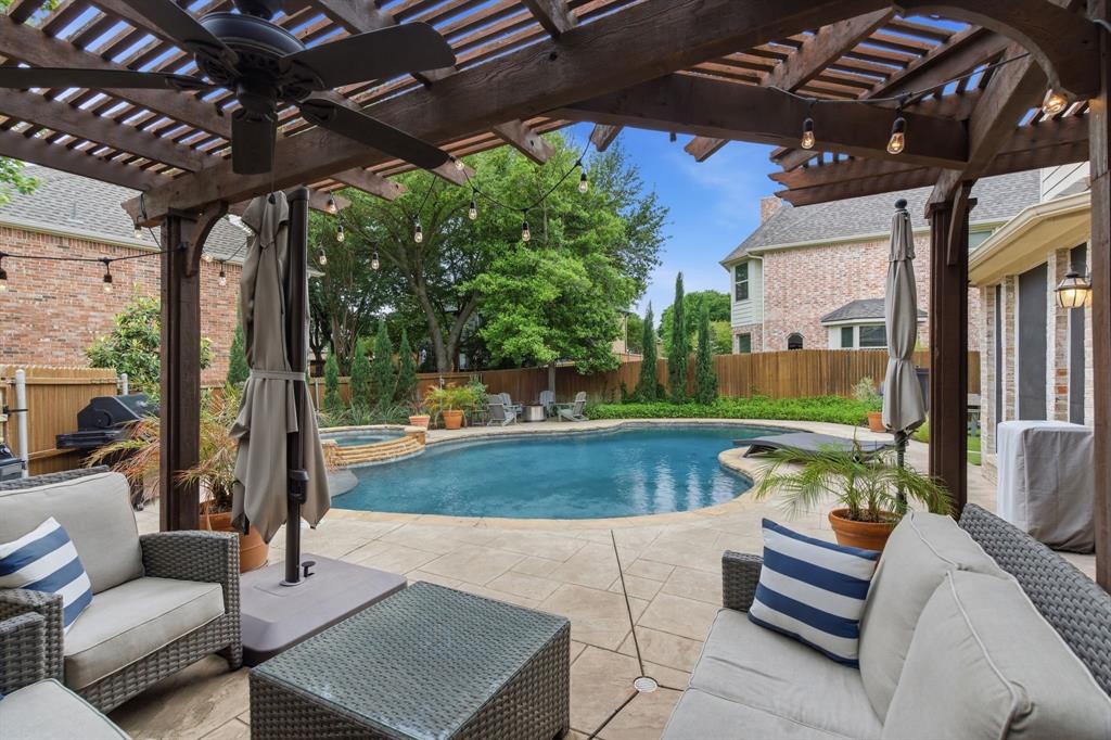 Longwood Estates - Residential