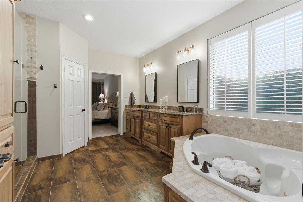 Longwood Estates - Residential