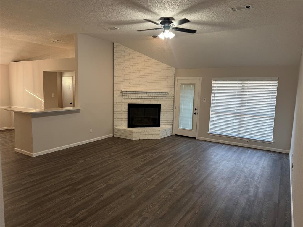 1401 Flameleaf Drive