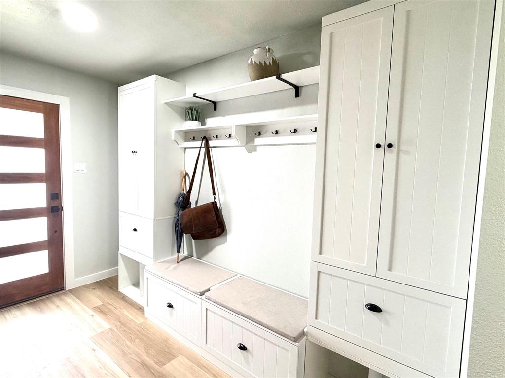 6526 Rock Canyon Trail