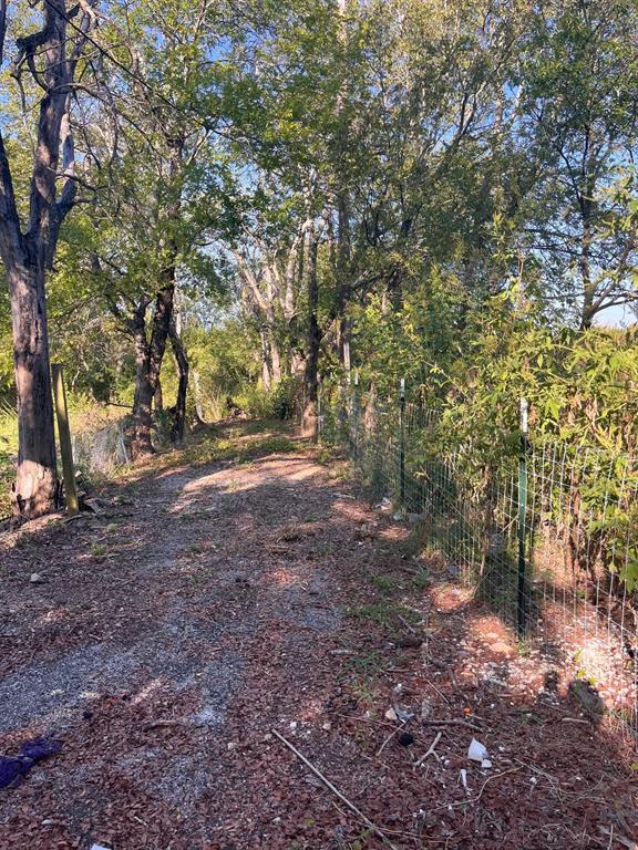 215 N Houston School Road