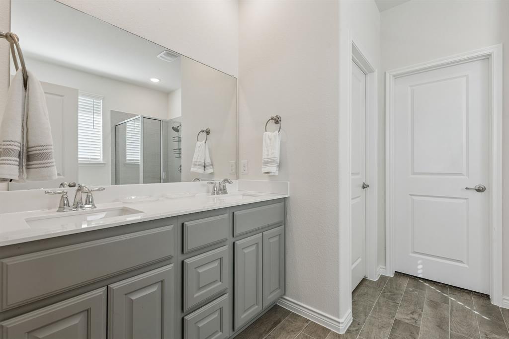 TRAVIS RANCH - Residential