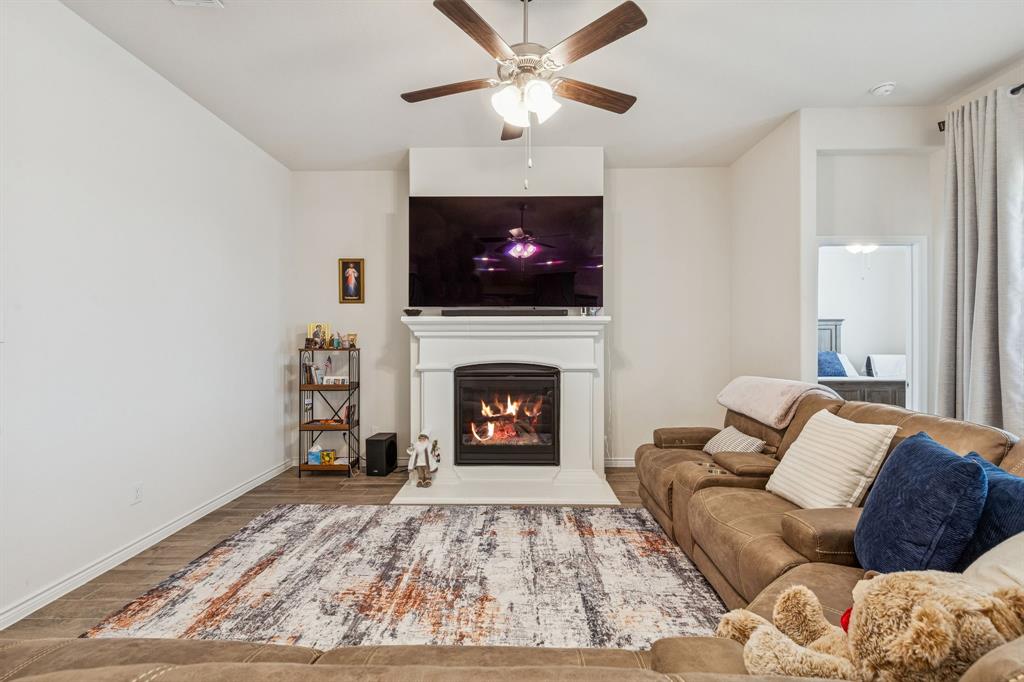 TRAVIS RANCH - Residential