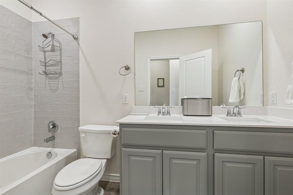 TRAVIS RANCH - Residential