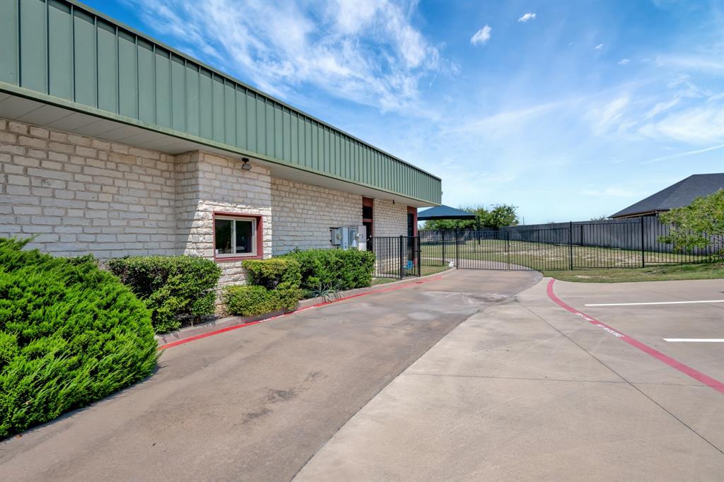 El Chico - Commercial Sale