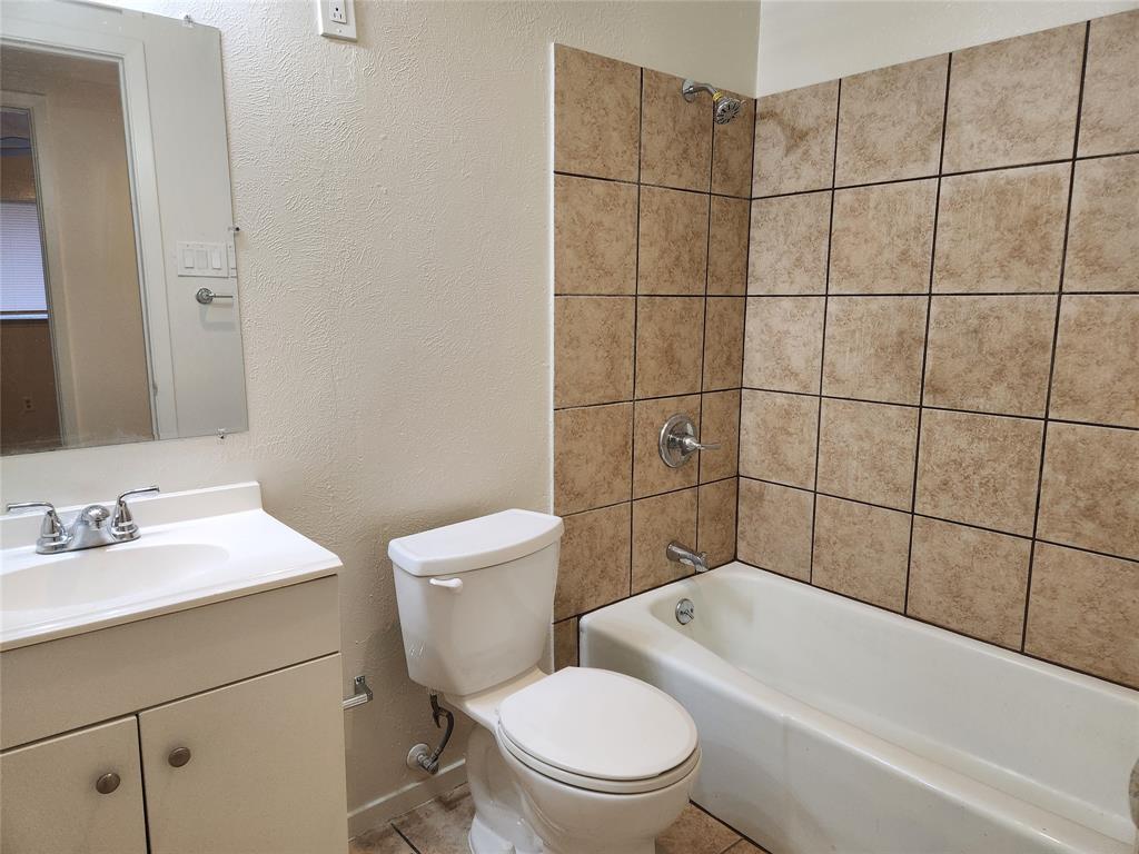 Lancaster Hills 06 - Residential