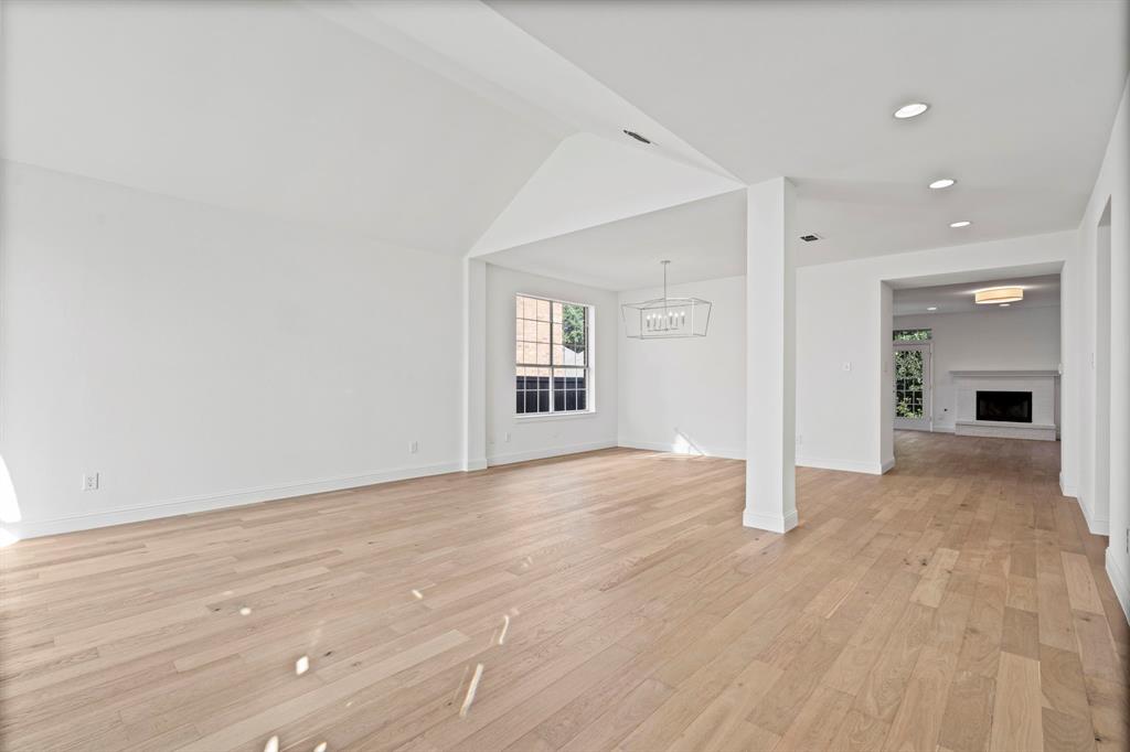 4021 Bonita Drive