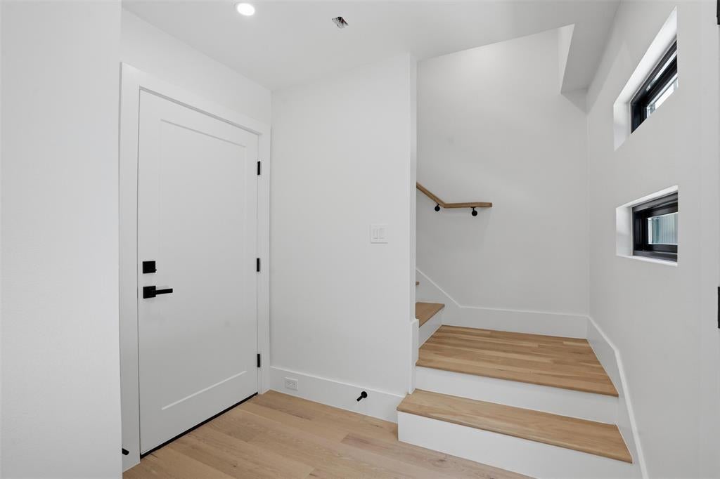 Photo of 4526 Cabell Drive #104, Dallas, TX 75204 (MLS # 21385523)