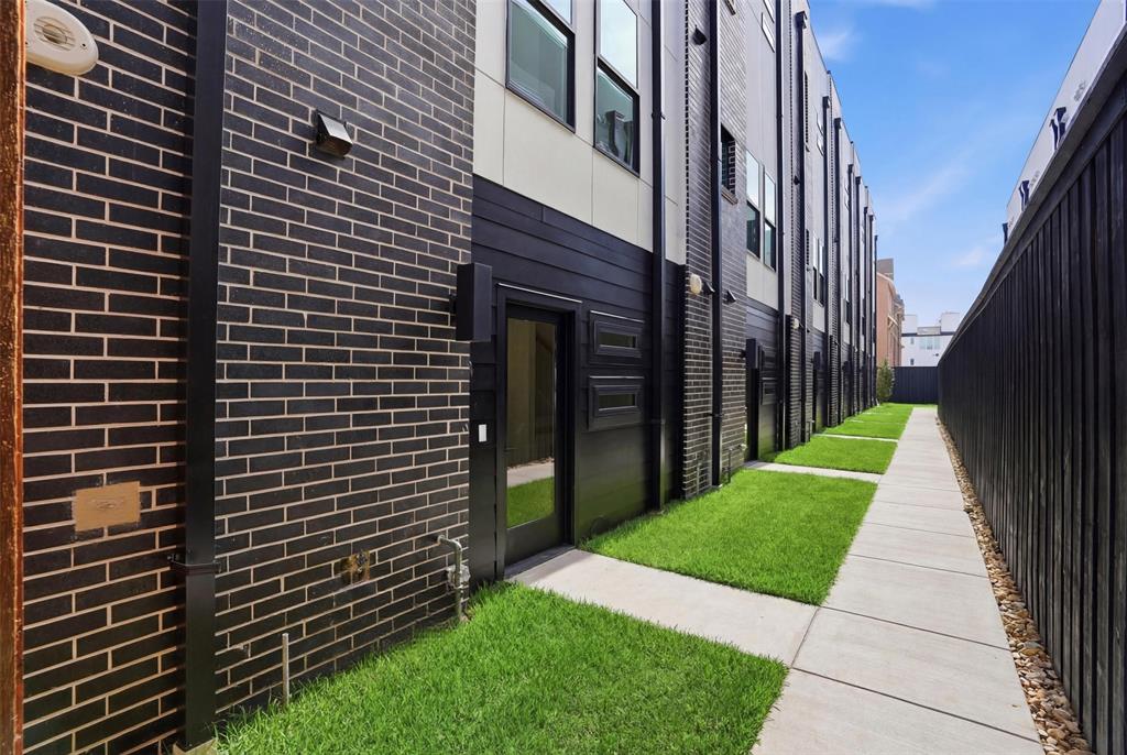 Photo of 4526 Cabell Drive #104, Dallas, TX 75204 (MLS # 21385523)