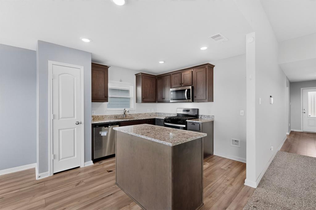 Vista West II - Residential